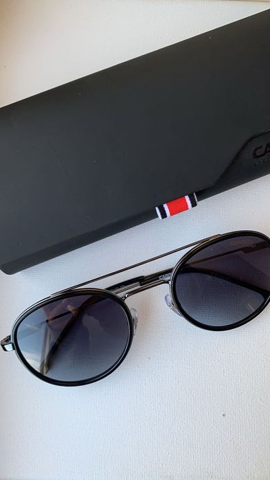 Унисекс слънчеви очила Carrera