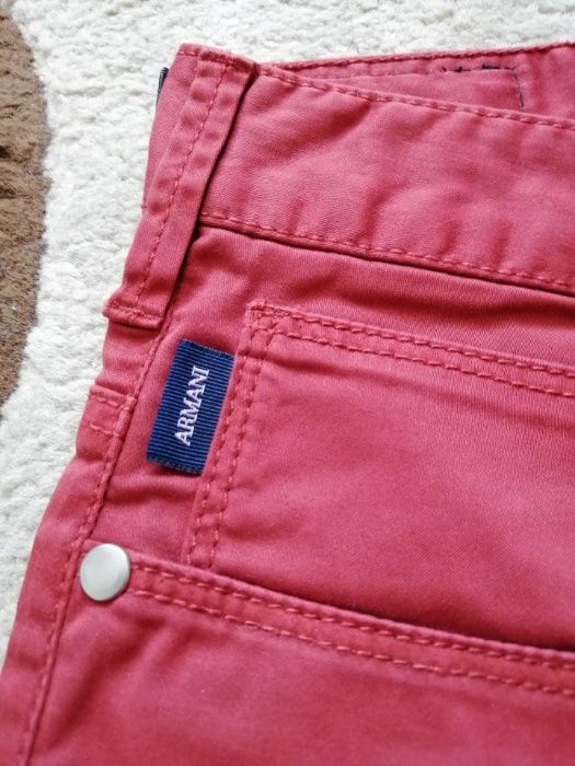 Vand Pantaloni Armani