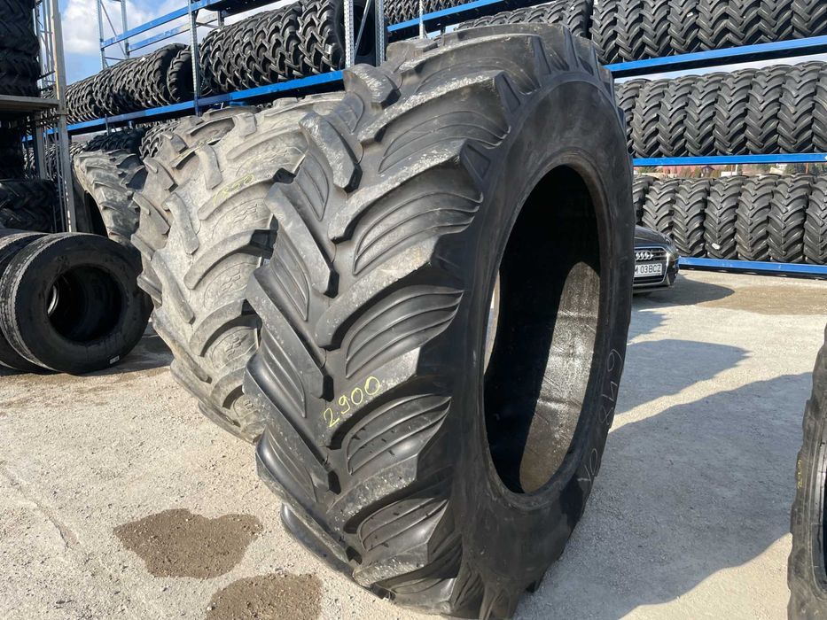 Cauciucu de OCAZIE 20.8r42 anvelope tractor 520/85r42 TAURUS