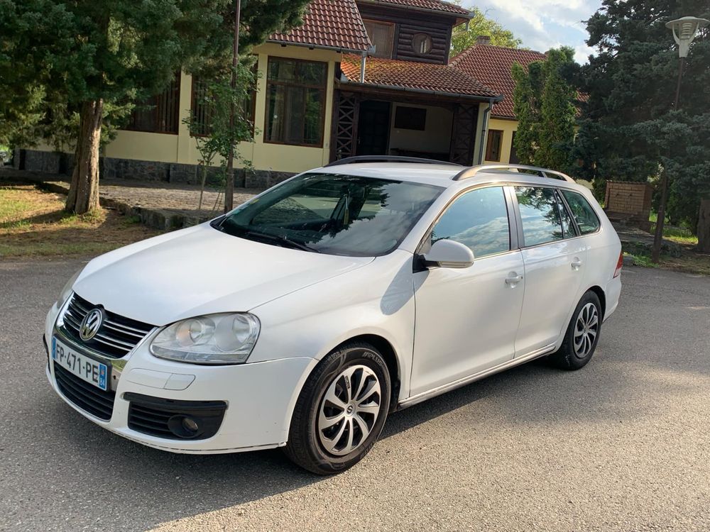 Volkswagen Golf 5 impecabil