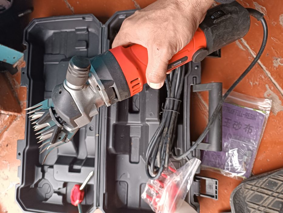 Машинка для стрижки койдын жунин кыркатын