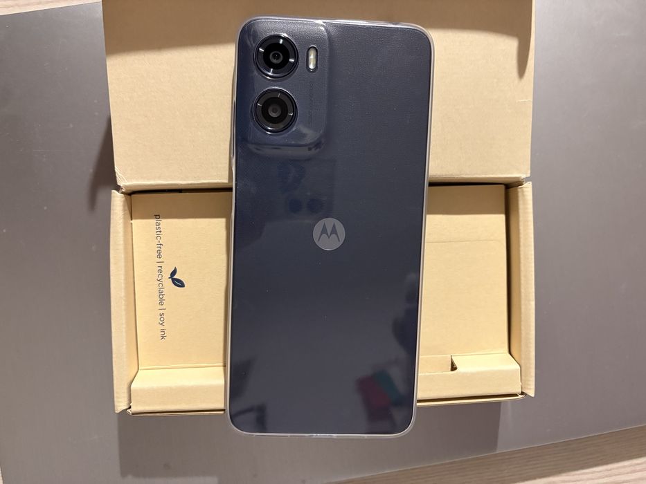 Телефон Motorola G05