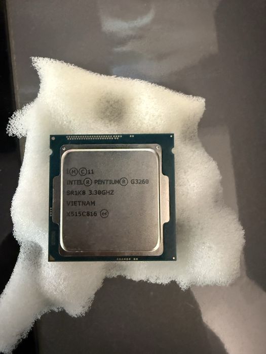 Procesor i3 6100T si G3260