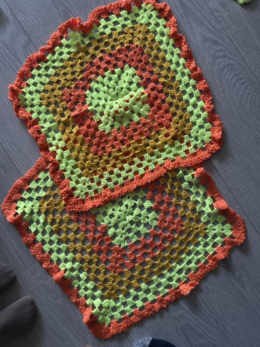 Сидушки  на стулья.