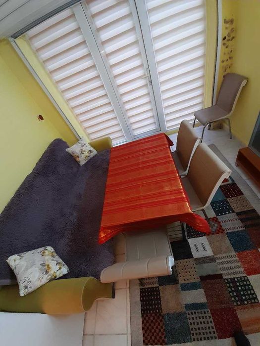 Дава се под наем Тристаен апартамент в Бургас, Център - 72 кв.м за 357 € - Снимка #3