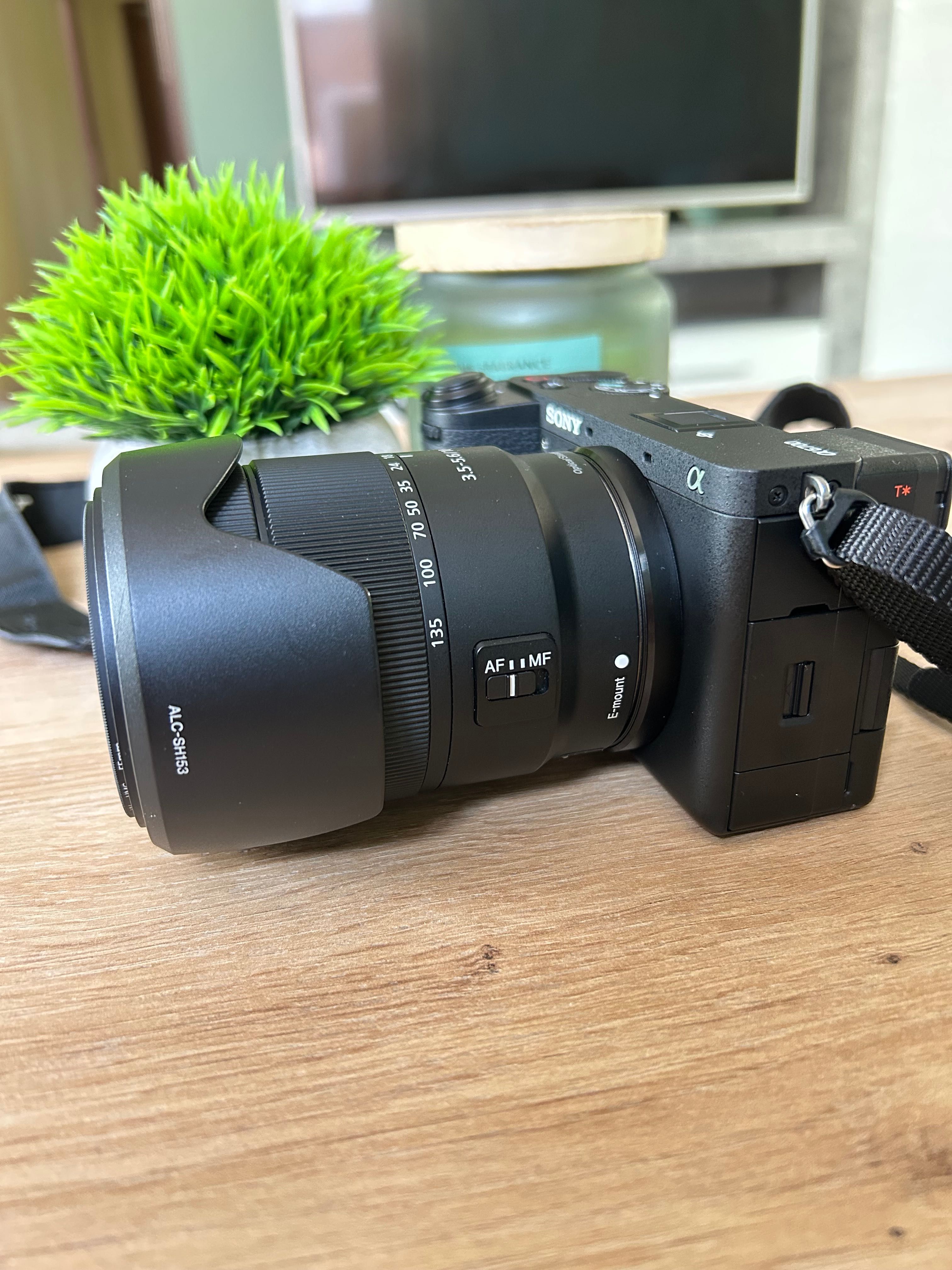 Sony a6700 + 18-135 OSS