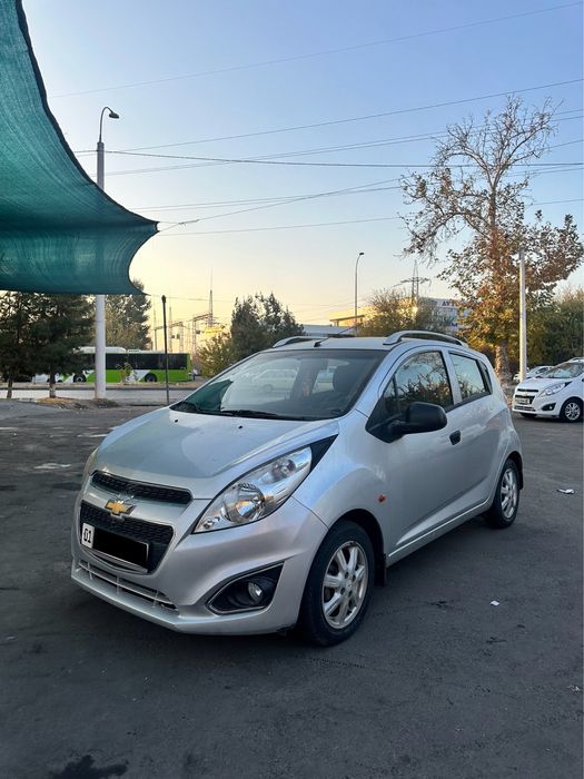 Spark 2- poz m/t sotiladi