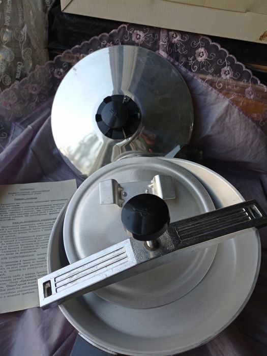 Сковорода универсальная с утолщенным дном