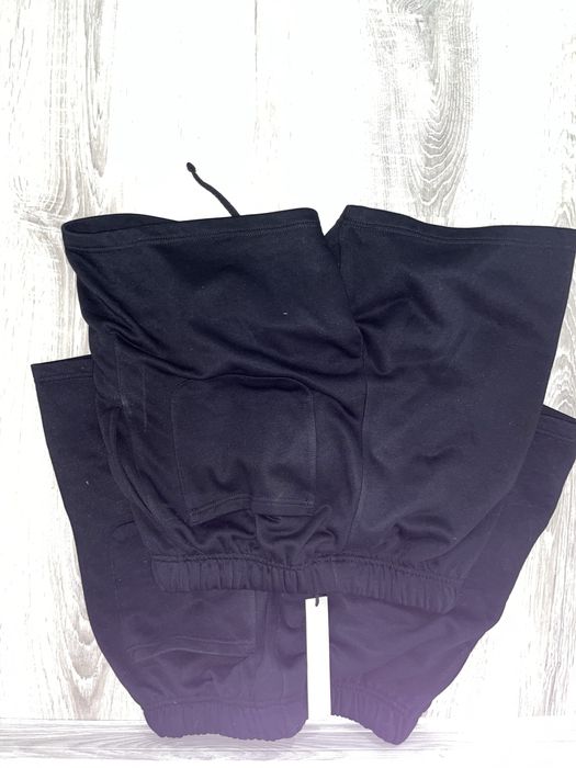 pantaloni scurti essentials