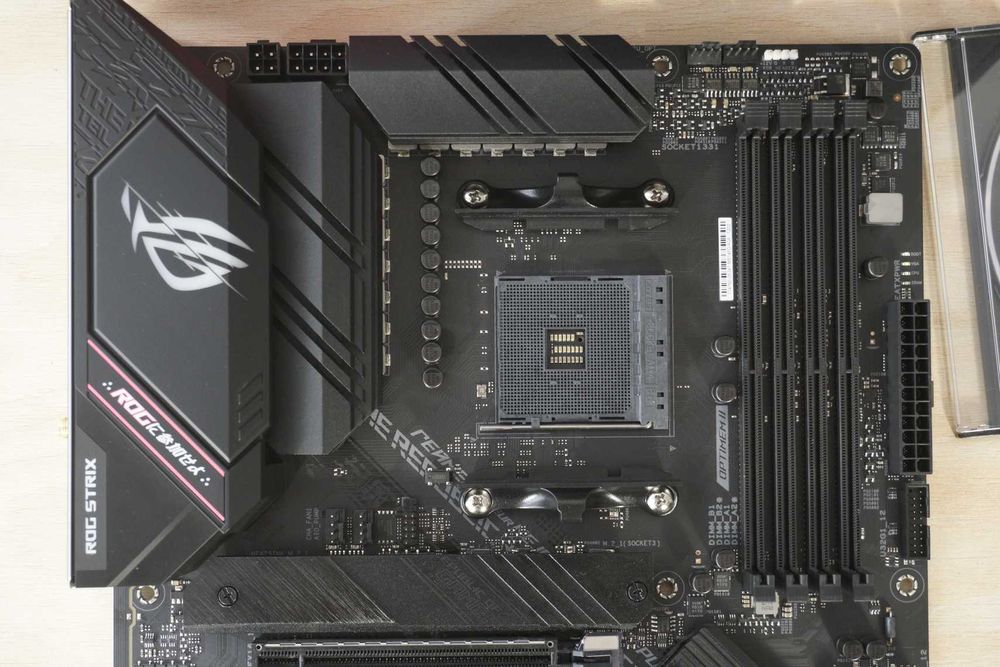 AM4 Motherboard B550-F Gaming Wi-Fi Asus ROG Strix /Дъно / Вкл.ДДС