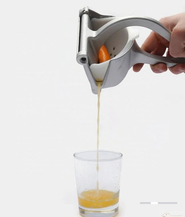 Сока выжималка механическая