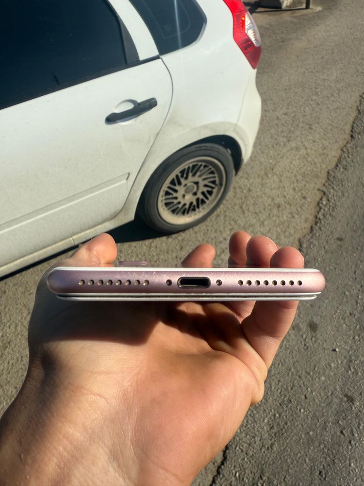 айфон 7+ сост идеално