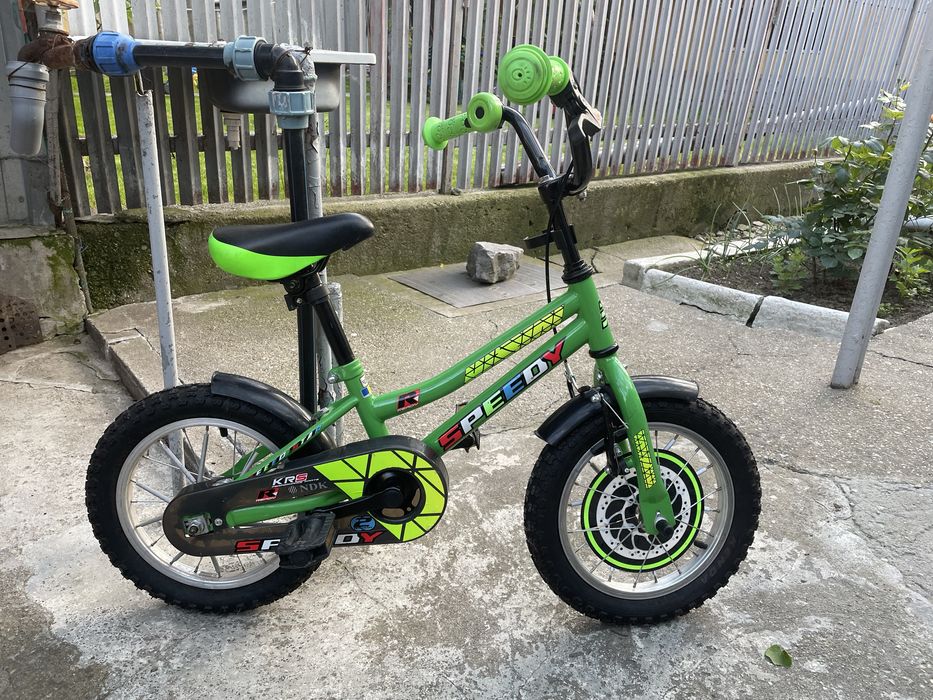 Vand bicicleta, trotineta si role