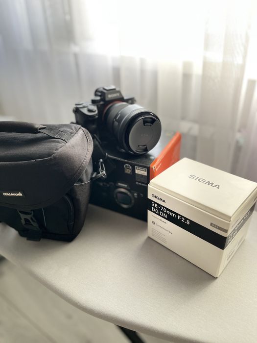 Продаю камеру Sony A7 III + объектив Sigma 28-70mm f/2.8!