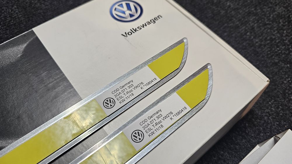 Ornamente prag aluminiu Volkswagen T-Roc 2017-> noi originale 

Cod