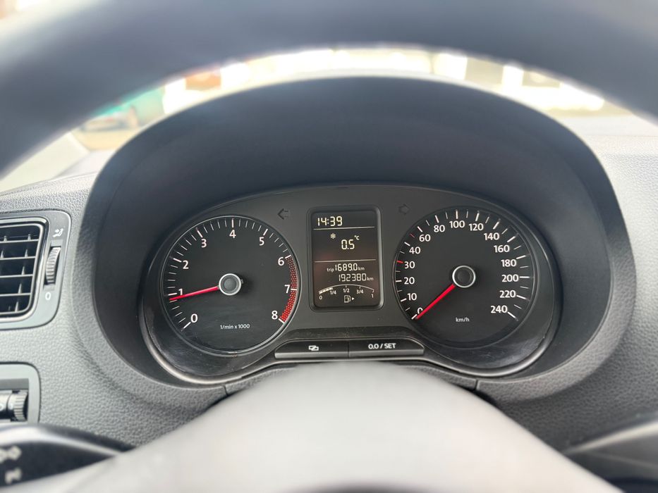 De vânzare: VW Polo 1.2 Benzină – 2010 – Roșu