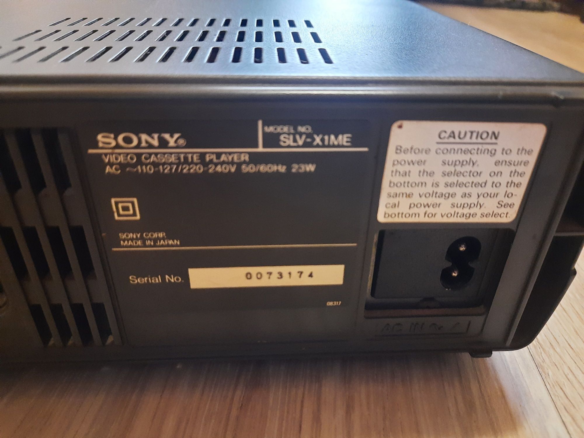 Видеокасетофон Sony SLV-X1ME