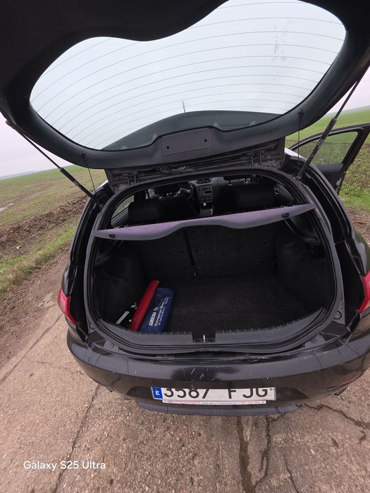 Vând Alfa romeo 1.6