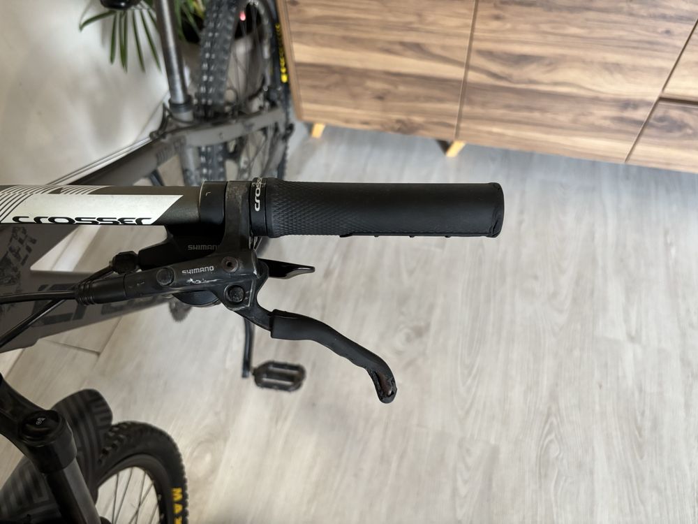 Продавам Cross dexter 26 цола