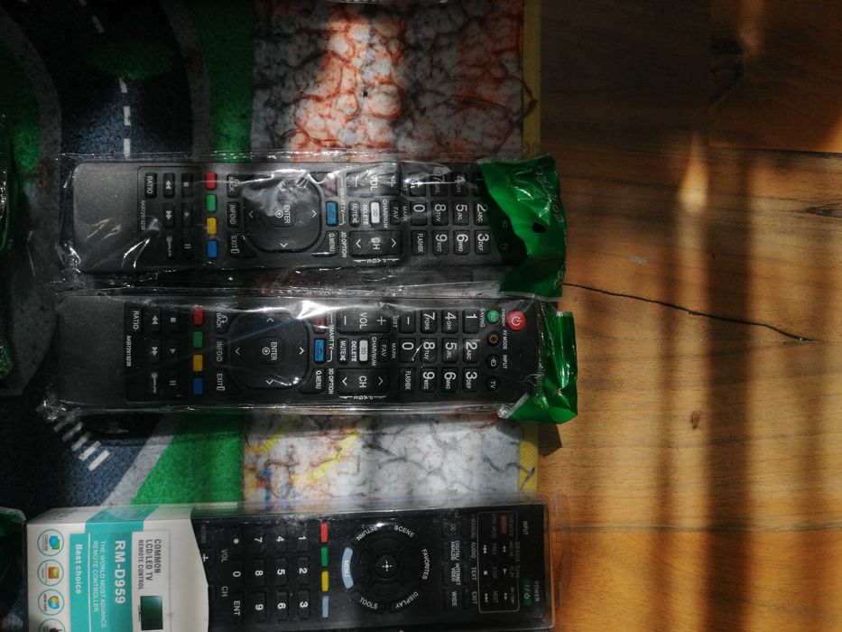 Pachet telecomenzi Samsung, Sony, LG, Digi, Dolce