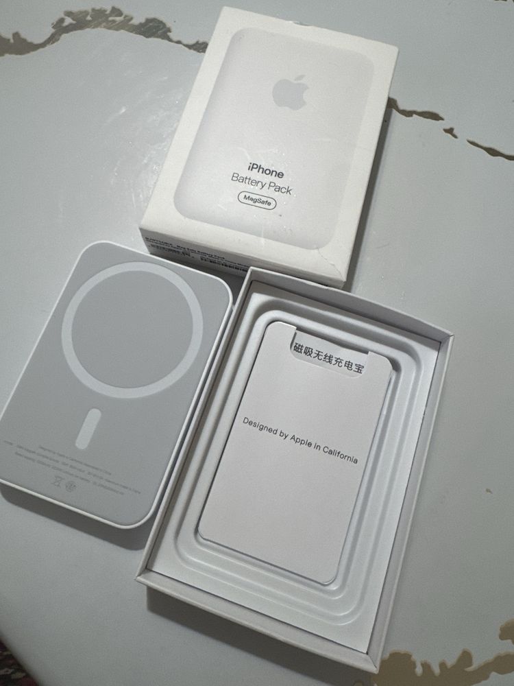 Аккумулятор беспроводная зарядка Power Bank
