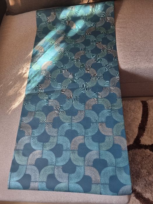 Tapet 2 role sigilate