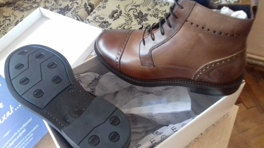 Ghete iarna barbati piele 42 nou in cutie impecabile