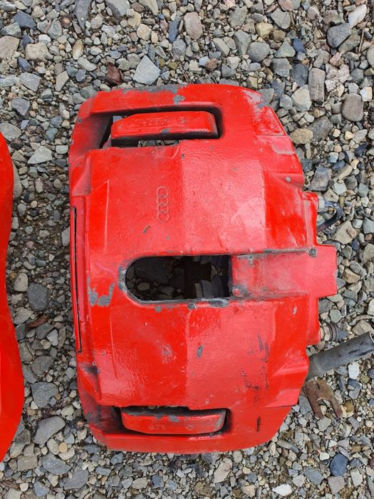 Etrier stanga dreapta fata audi a8 d3 4e