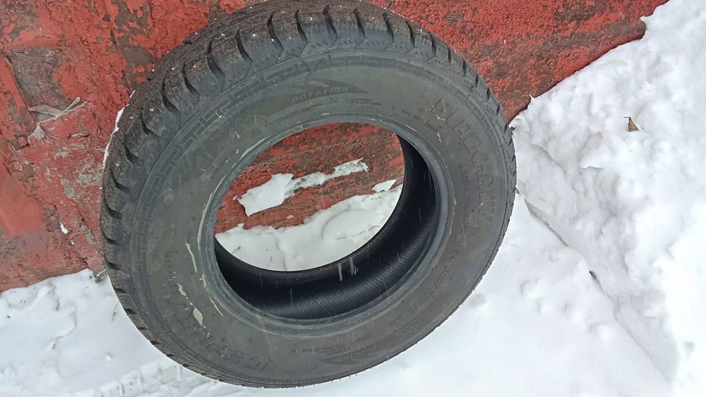 Зимняя резина 235/70 r16