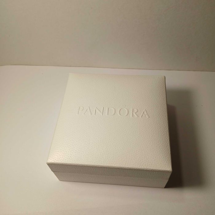 Bratara de argint Pandora si doua accesorii
