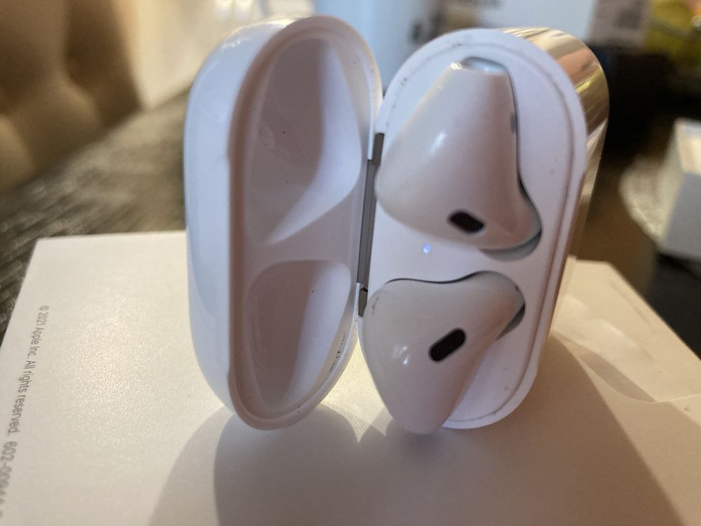 Air Pods 2 charging case, orginale,