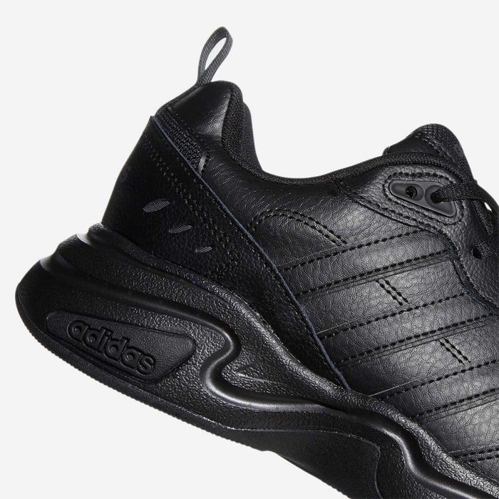 Adidas Strutter EG2656 размери - 42, 42 2/3, 43 1/3
