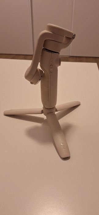 DJI OM 5 - Stabilizator