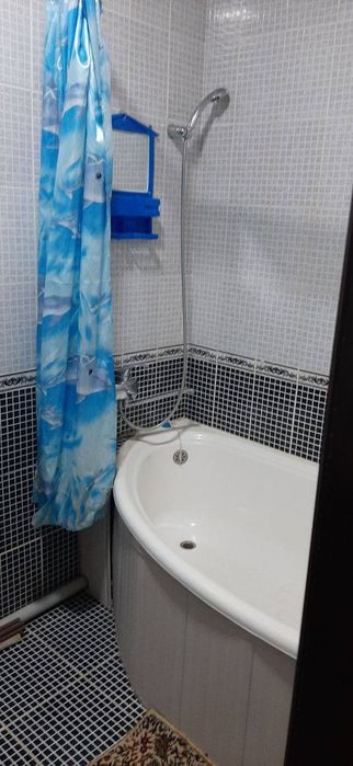 Сдаётся 2х комнатная квартира на 2этаже в районе Крытый рынок Альянс