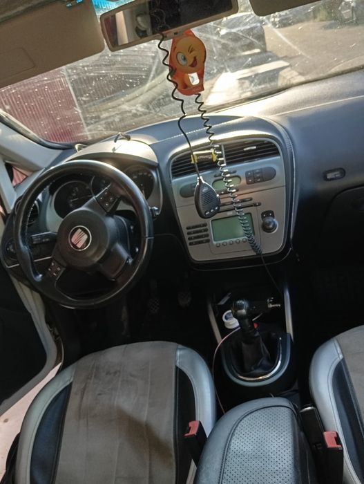 Vând seat alteia xl