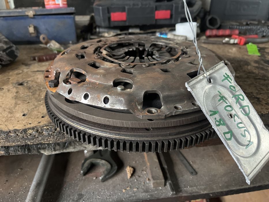 Kit ambreiaj ford focus 1 1.8ttdi