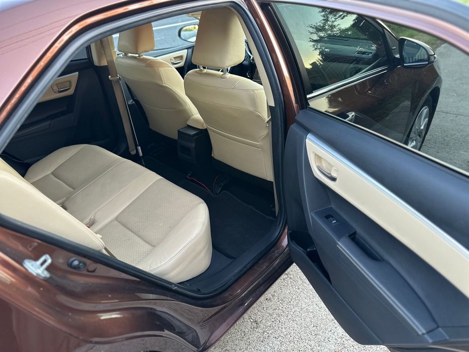 Toyota Corolla 1.4 D-4D (Diesel Euro 6 non-AdBlue) 2017 manuala