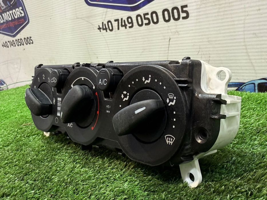 PANOU CENTRAL COMANDA CLIMA FORD FOCUS 1.6 DIESEL 2012 COD OEM 1841574 1896669 2011-2015