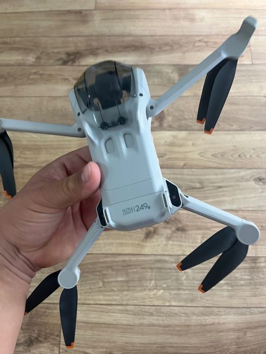 Дрон DJI MINI 3.