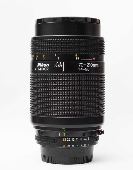 Nikon NIKKOR AF 70-210mm f/4-5.6 AF