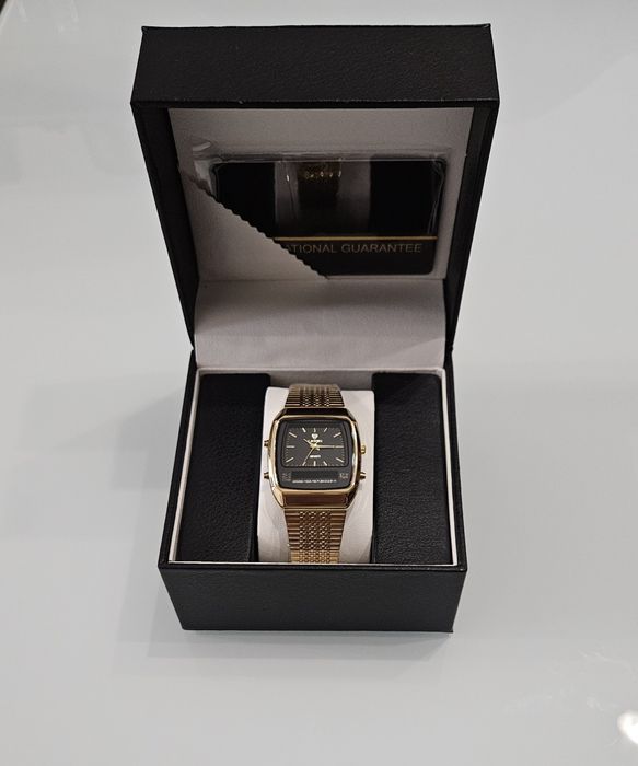 НОВ Analog-Digital (ana-digi) часовник