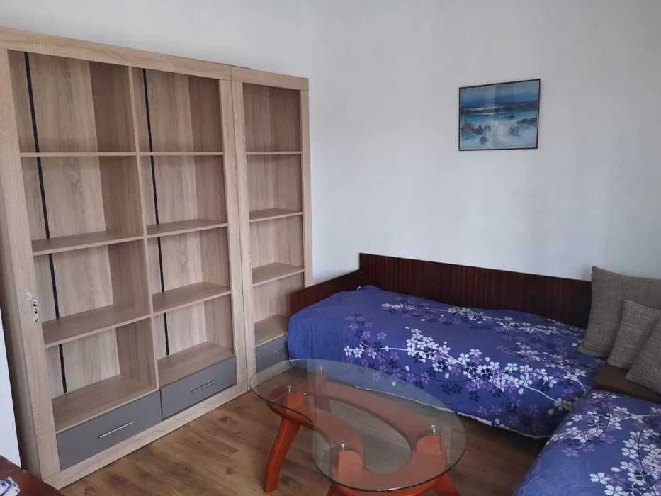 Дава се под наем Тристаен апартамент в Бургас, Меден рудник - зона Г - 68 кв.м за 275 € - Снимка #4