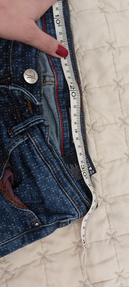 Дамски дънки Tommy Hilfiger, Zara,NaKd
