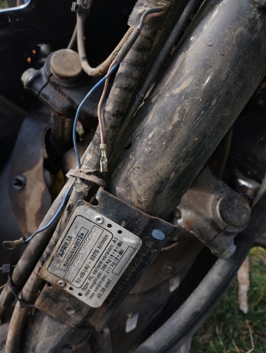 Vând/dezmembrez scuter aprilia