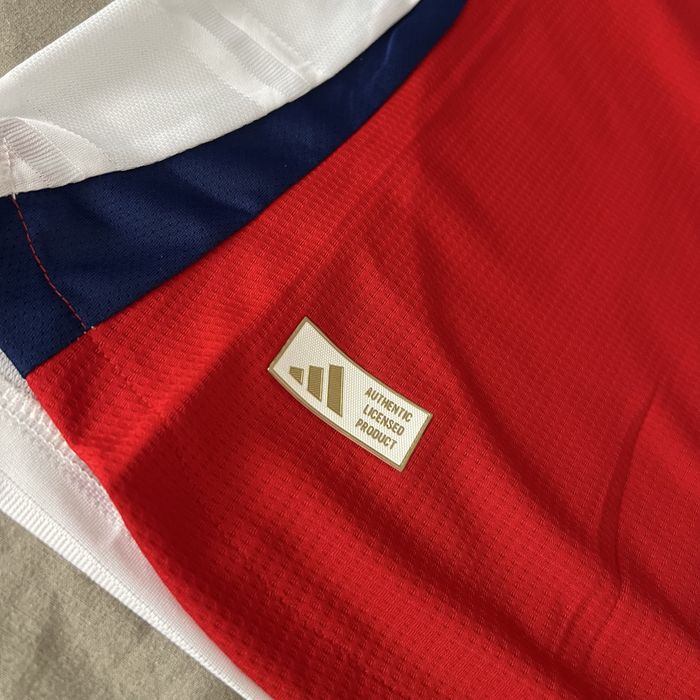 Нов Екип Arsenal 25/26