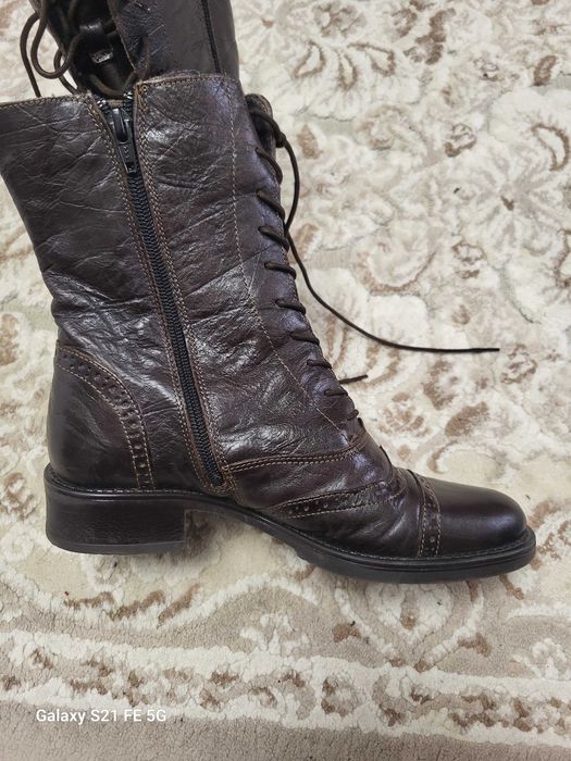 Ghete dama piele marimea 36 impecabile