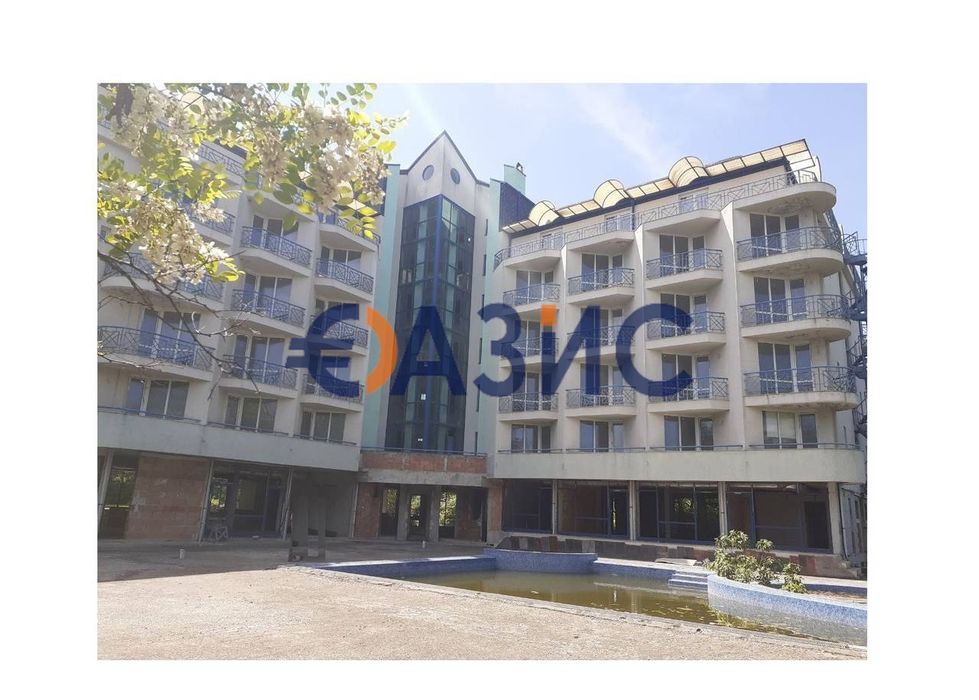 Хотел в гр. Царево с прекрасна морска панорама, 7 етажа, РЗП 7 120 м2,