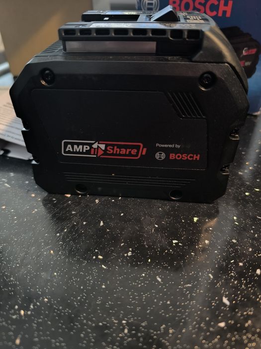 Акумулаторна батерия Bosch ProCORE18V12.0Ah