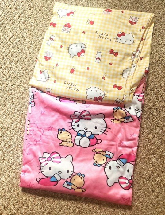 Ultimele 2 perechi pantaloni hello kitty