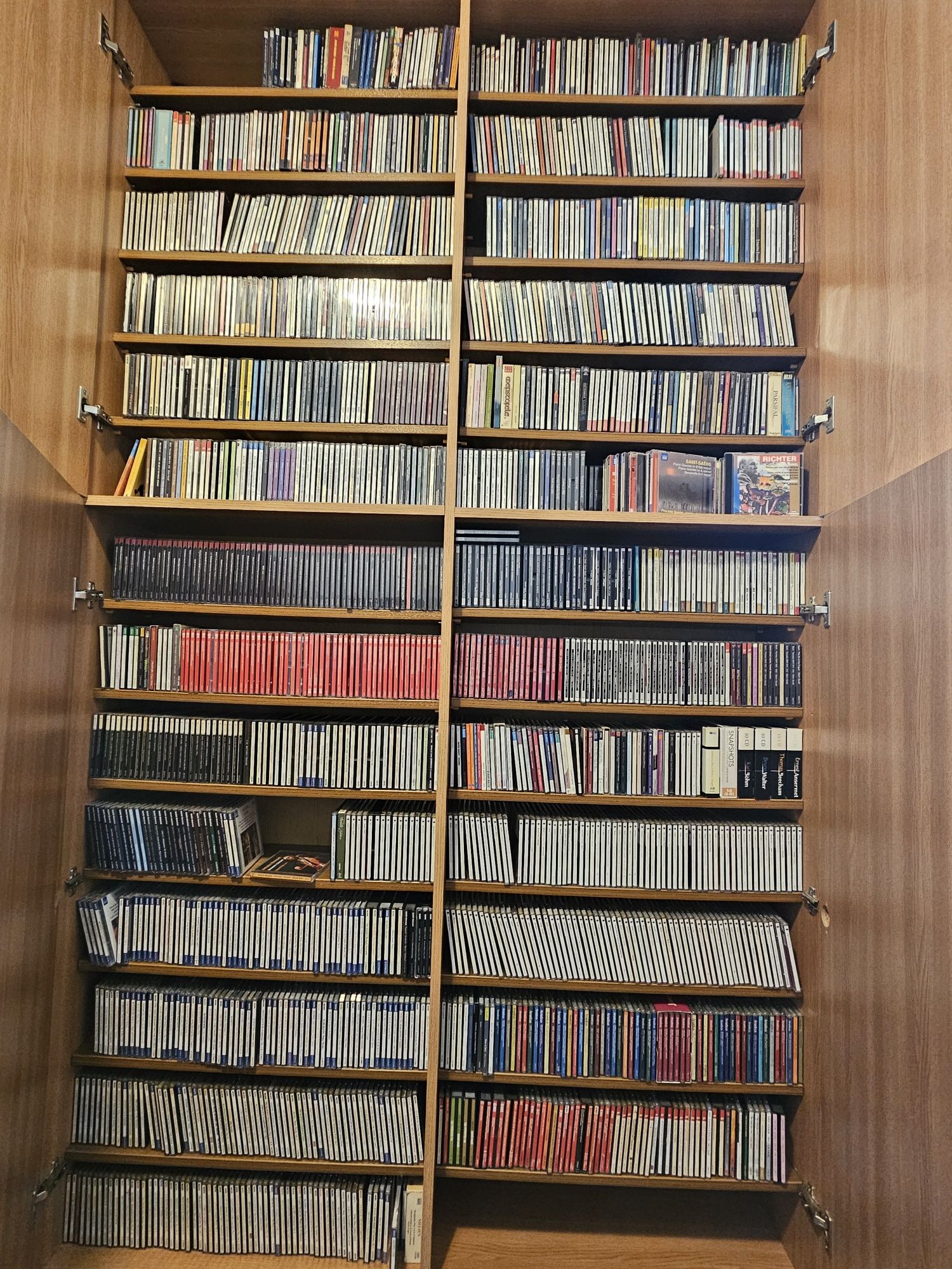 Colectie aprox 1200-1500 cd-uri muzica clasica